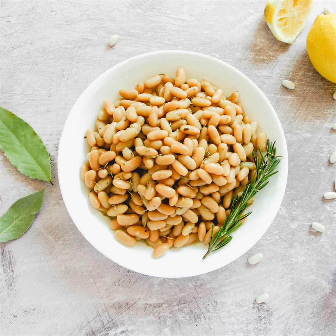 Instant Pot White Beans (Mediterranean-Inspired!)