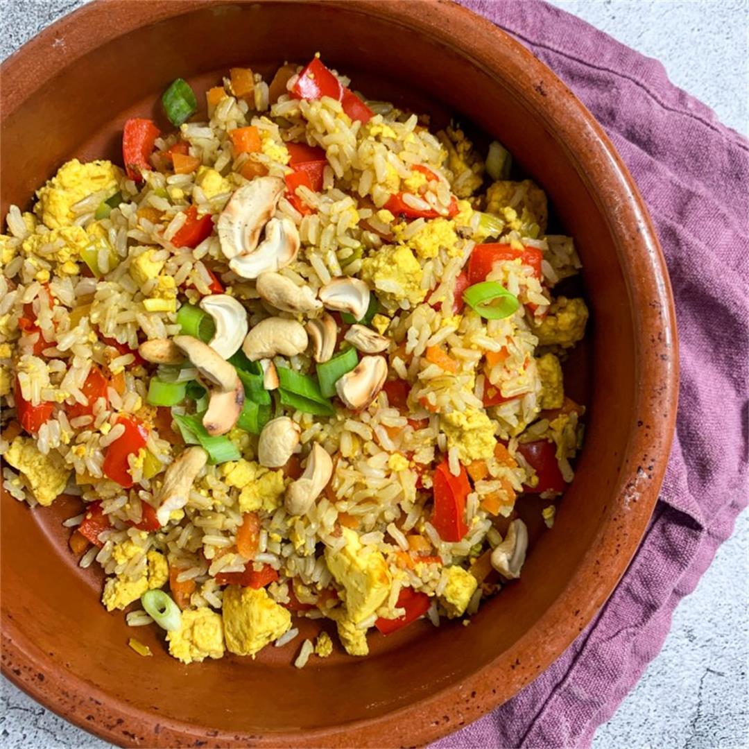 Easy Vegan Egg Fried Rice With Tofu and Vegetables