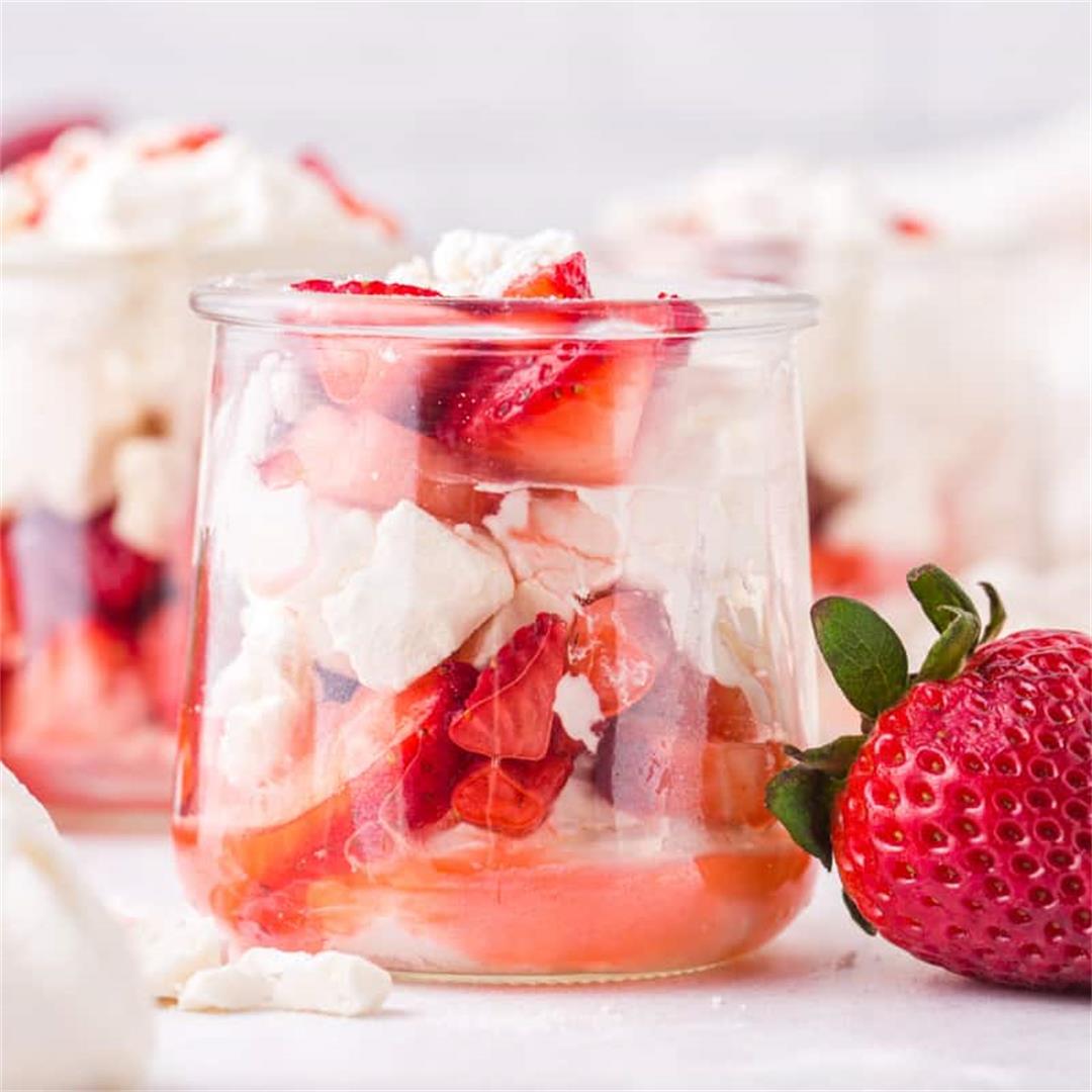 Strawberry Eton Mess (English Dessert)