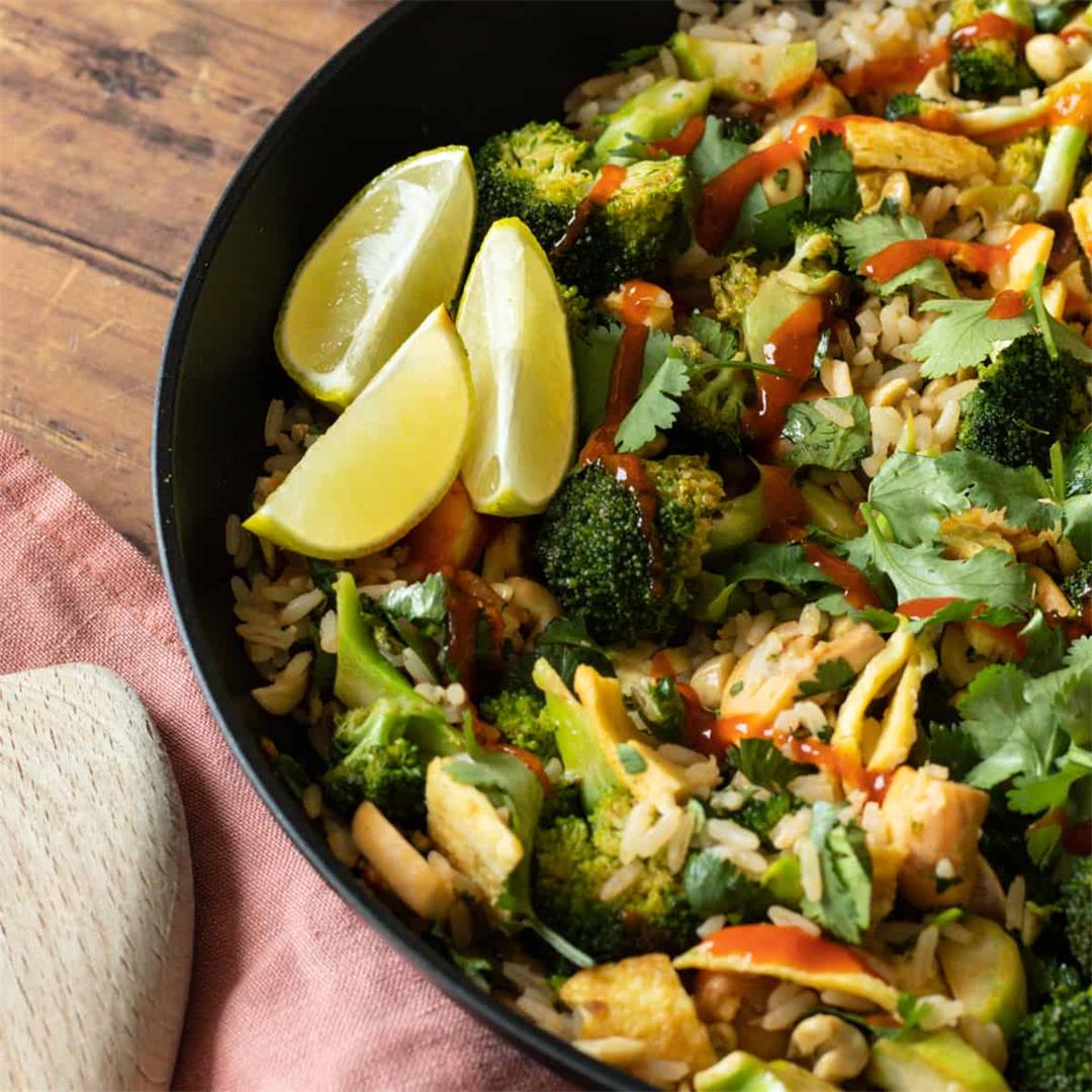 Thai Curry Fried Rice with Broccoli & Mushrooms (Vegan & Vegeta