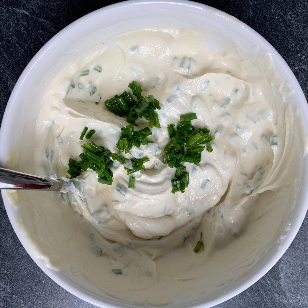 5 Minutes Chive Sauce