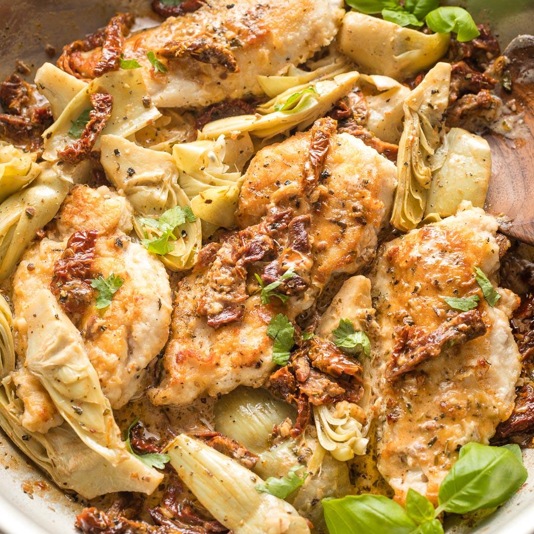 Chicken with Sun-Dried Tomatoes and Artichokes