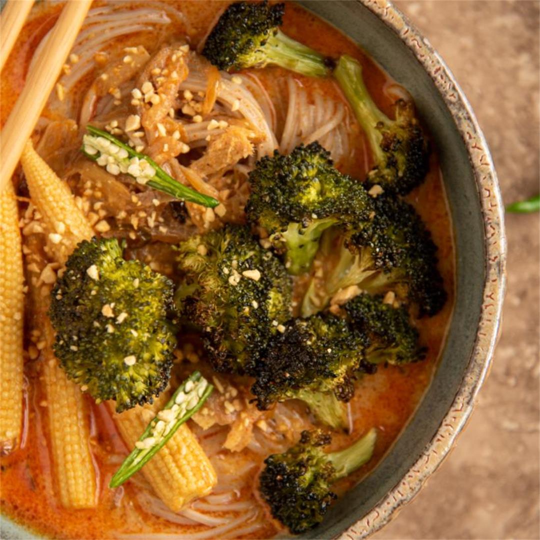 Spicy Red Curry Broth w/ Baby Corn, Charred Broccoli, and Noodl