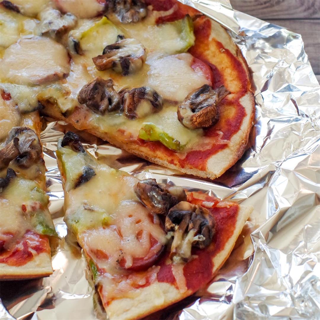 Camping Pizza (with grilled pizza toppings)