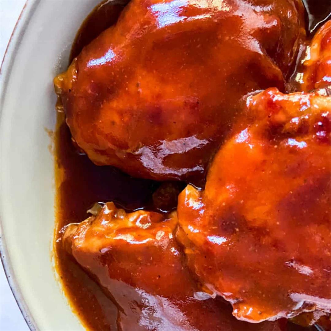 Easy Slow Cooker BBQ Chicken Thighs