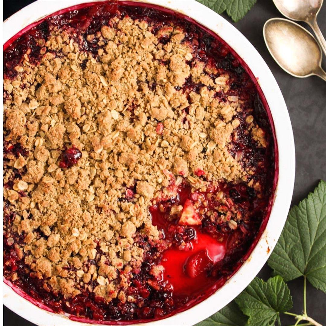 Black Currant Crumble (with Apples)