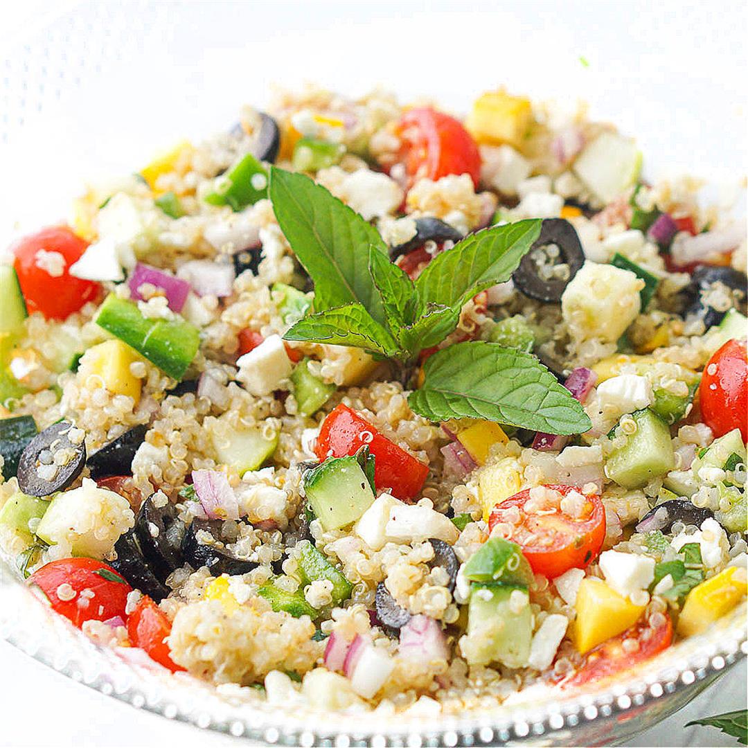 Easy Zucchini Quinoa Salad with Fresh Mint and Garden Vegetable