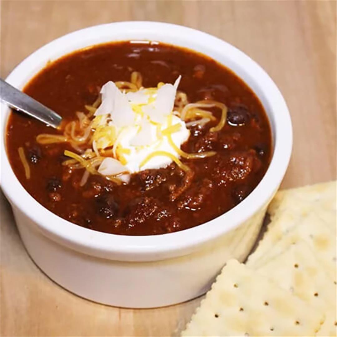 Quick and Simple Crockpot Chili