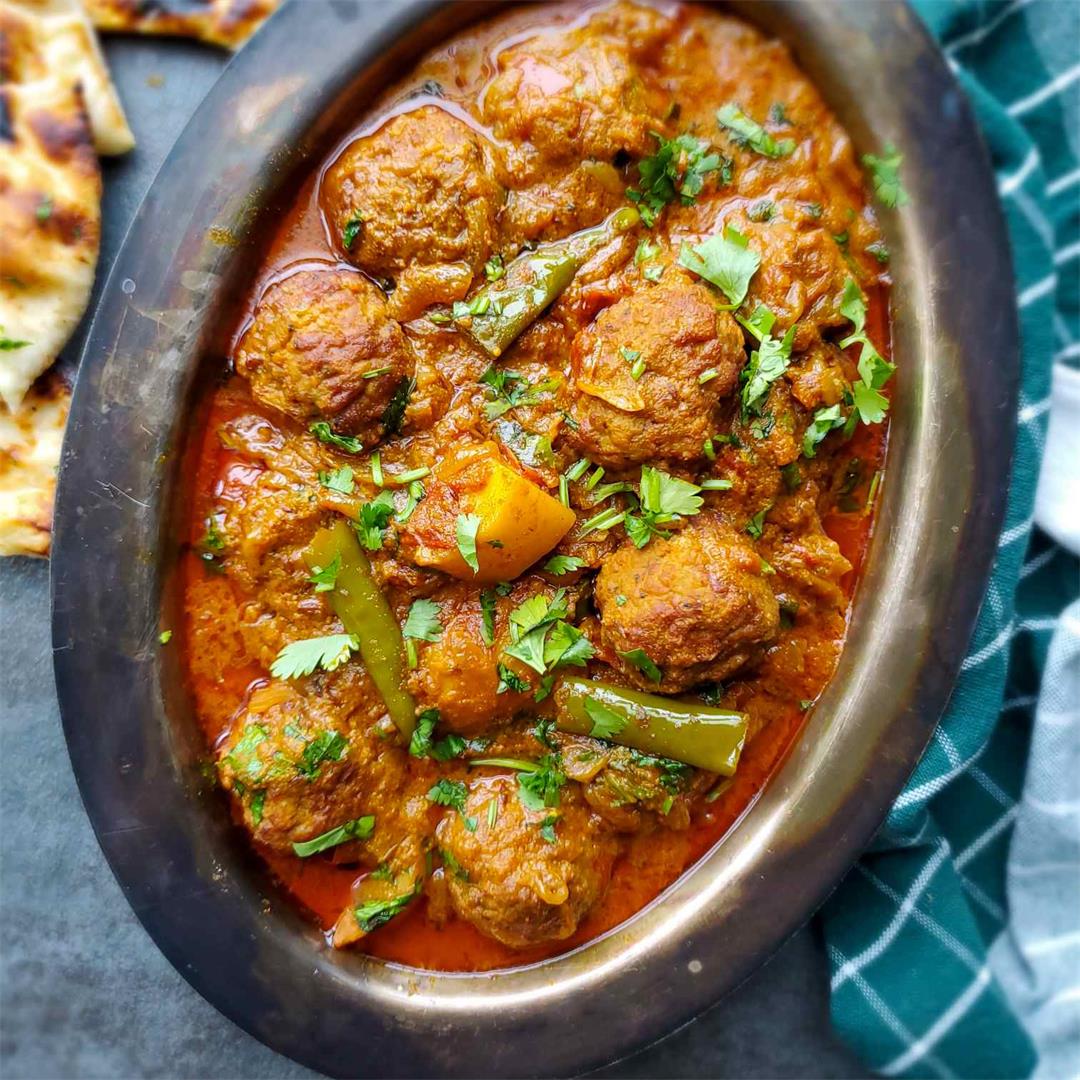Meatball Curry with Potatoes
