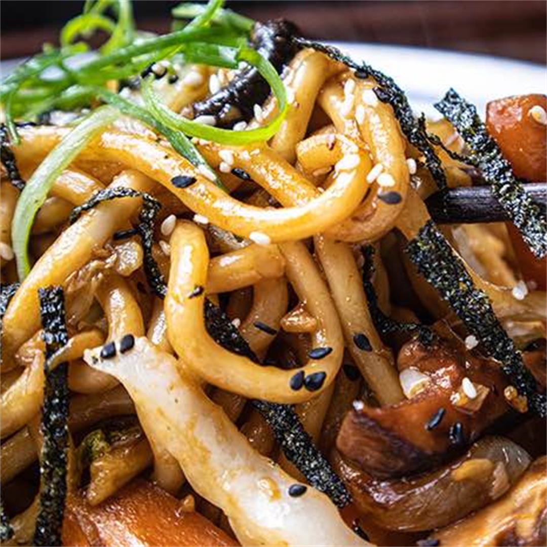 Yaki Udon- Stir-fried Udon Noodles With Vegetables » Joyful Dum