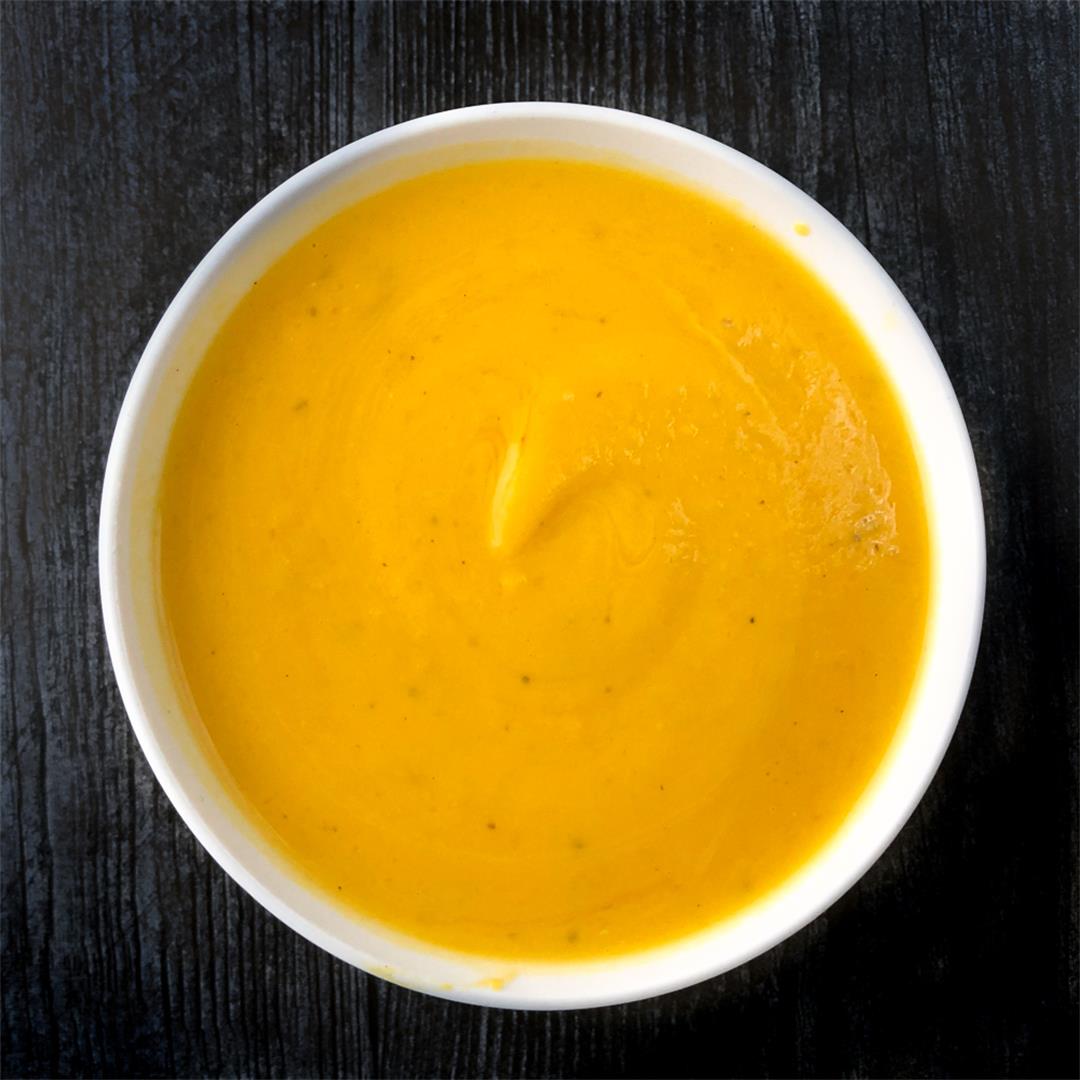 Creamy Butternut Squash Soup with Caramelized Onions in 25 Minu