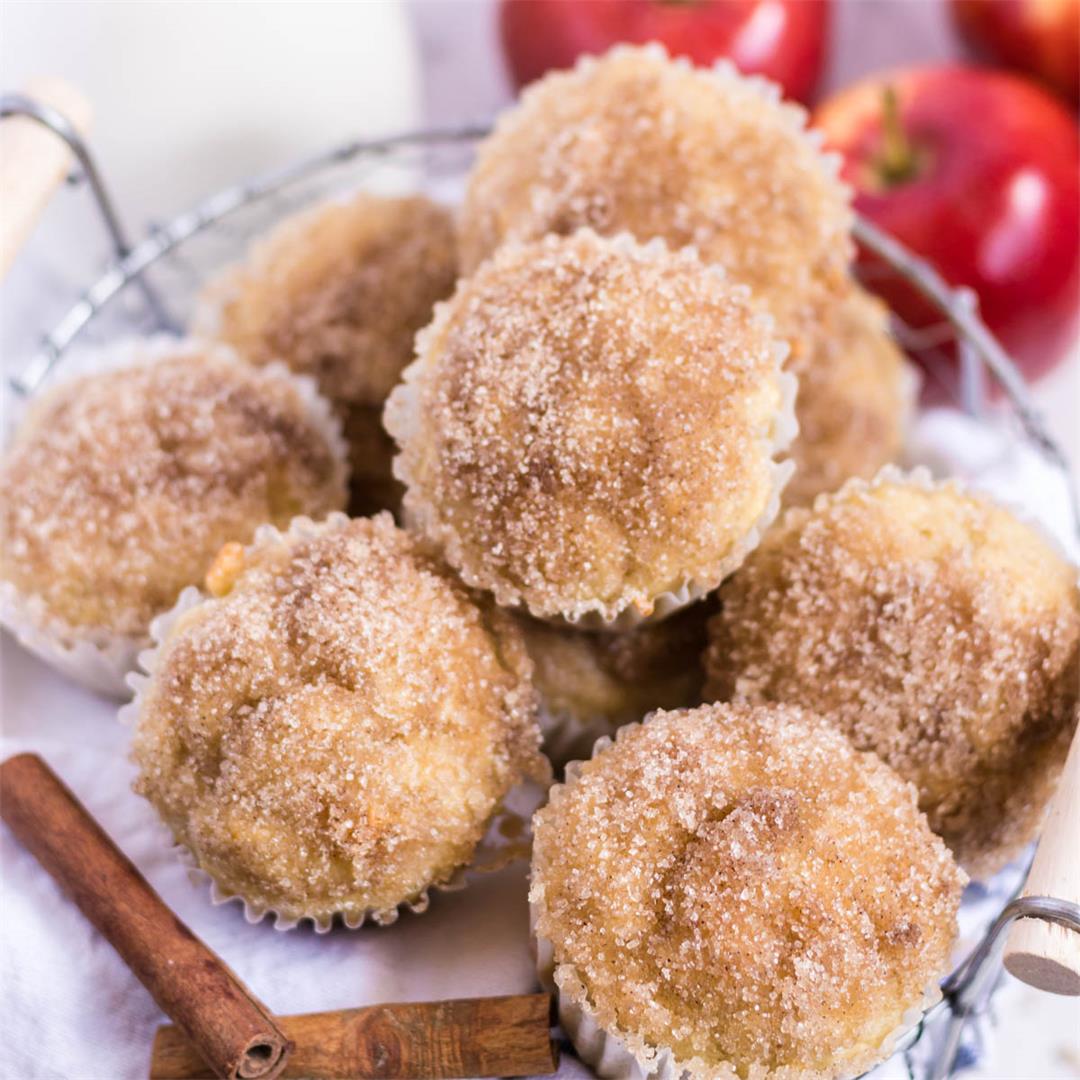 Easy Applesauce Muffins Recipe