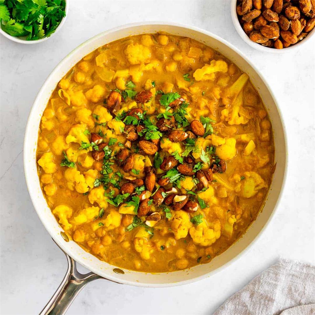 Turmeric Curry with Chickpeas and Cauliflower