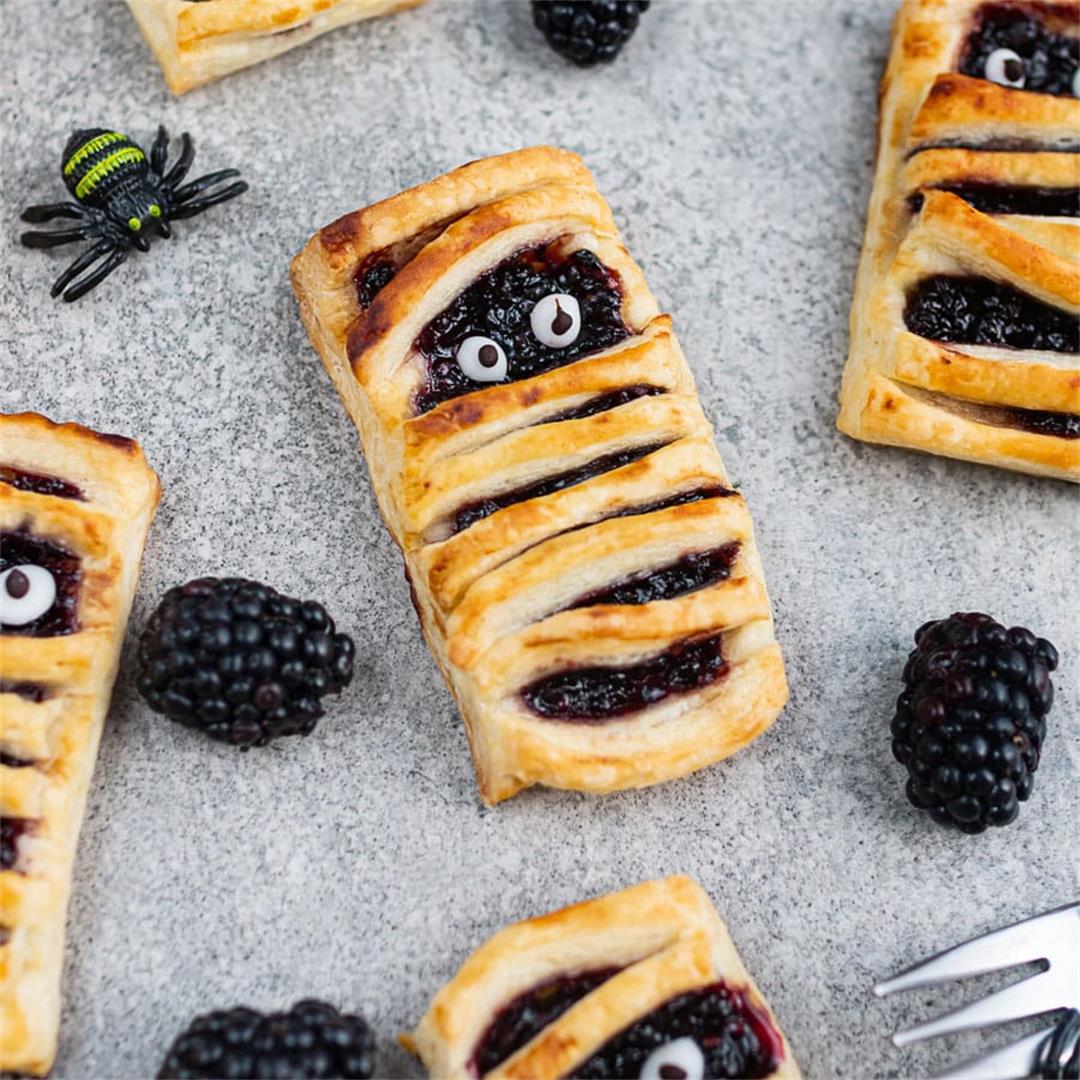 Halloween blackberry mummy pies