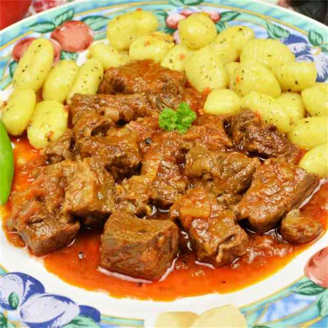 Best Dutch Oven Beef Stew-With Hungarian Flavours
