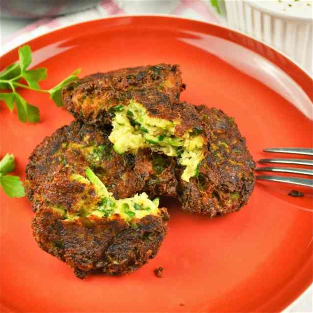 Easy Fried Zucchini Balls Recipe-Served With Yoghurt Dip