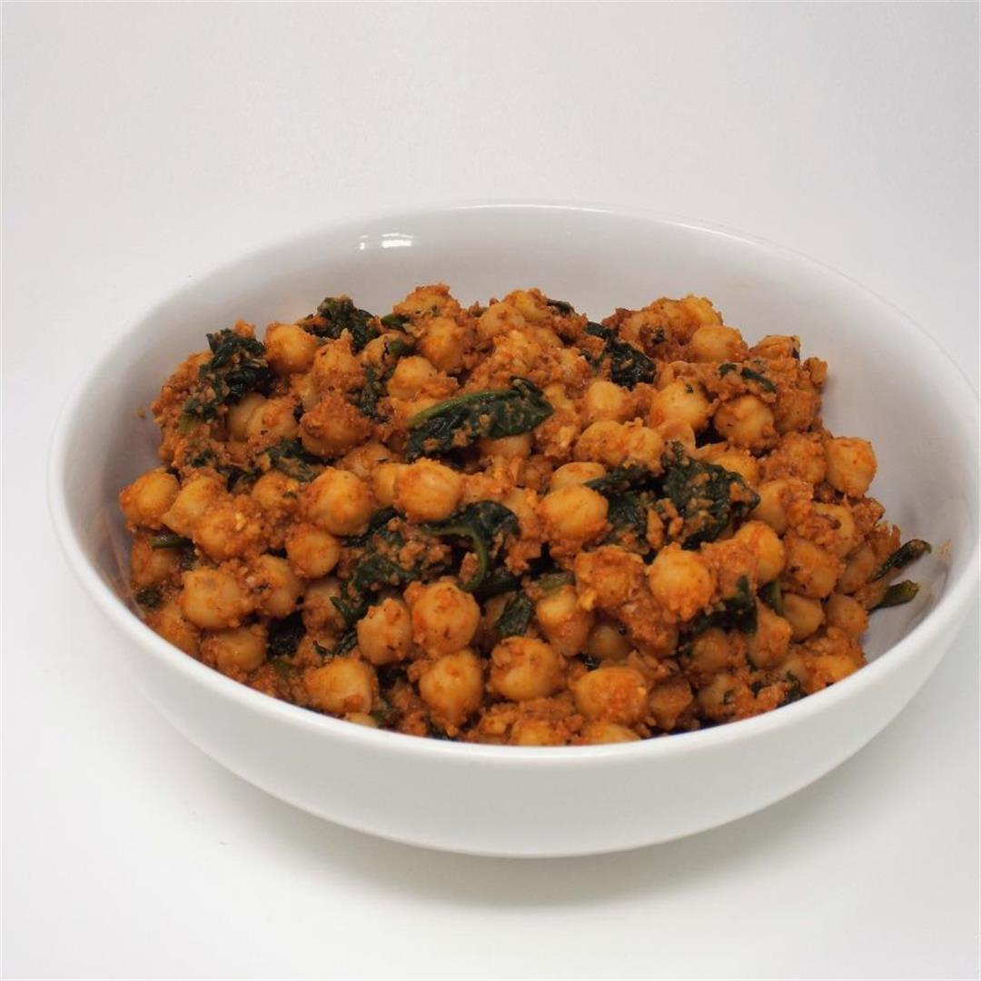 Spanish Chickpea and Spinach Stew