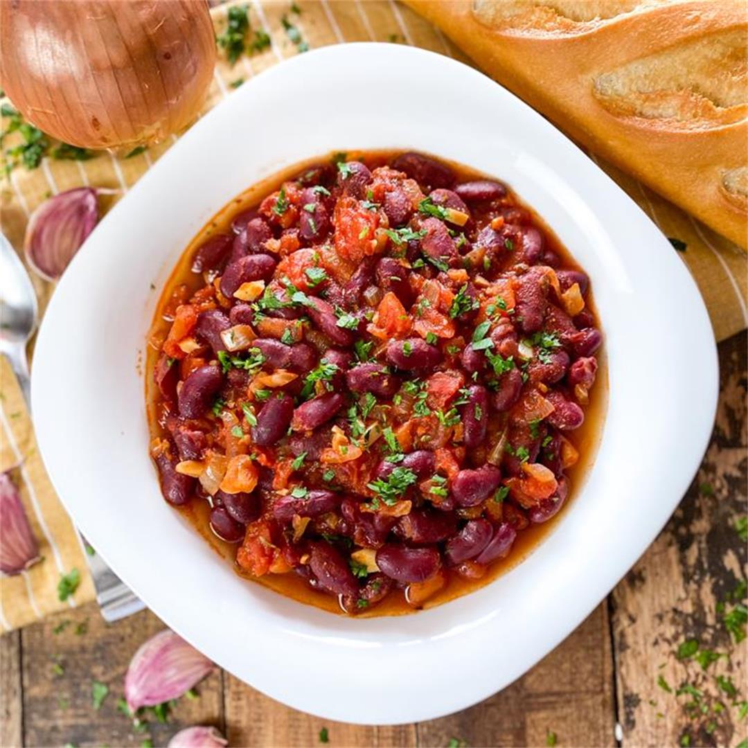 A Pantry Recipe That´s Actually Good | Garlic Kidney Beans