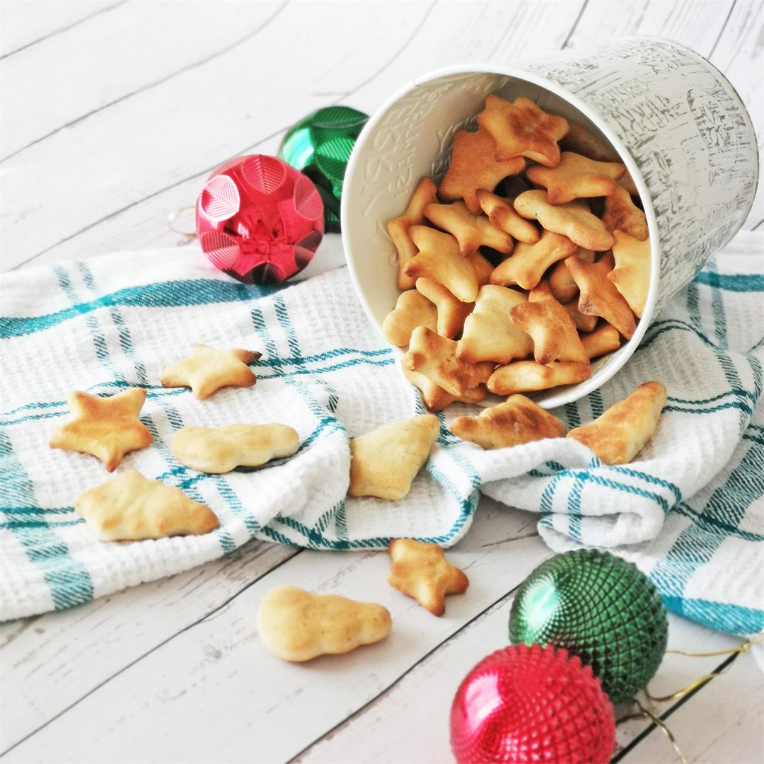 Christmas salty crackers recipe – with flavor variations
