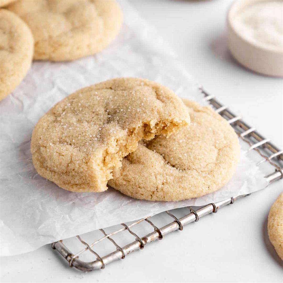 Vegan Sugar Cookies (Soft & Chewy!)