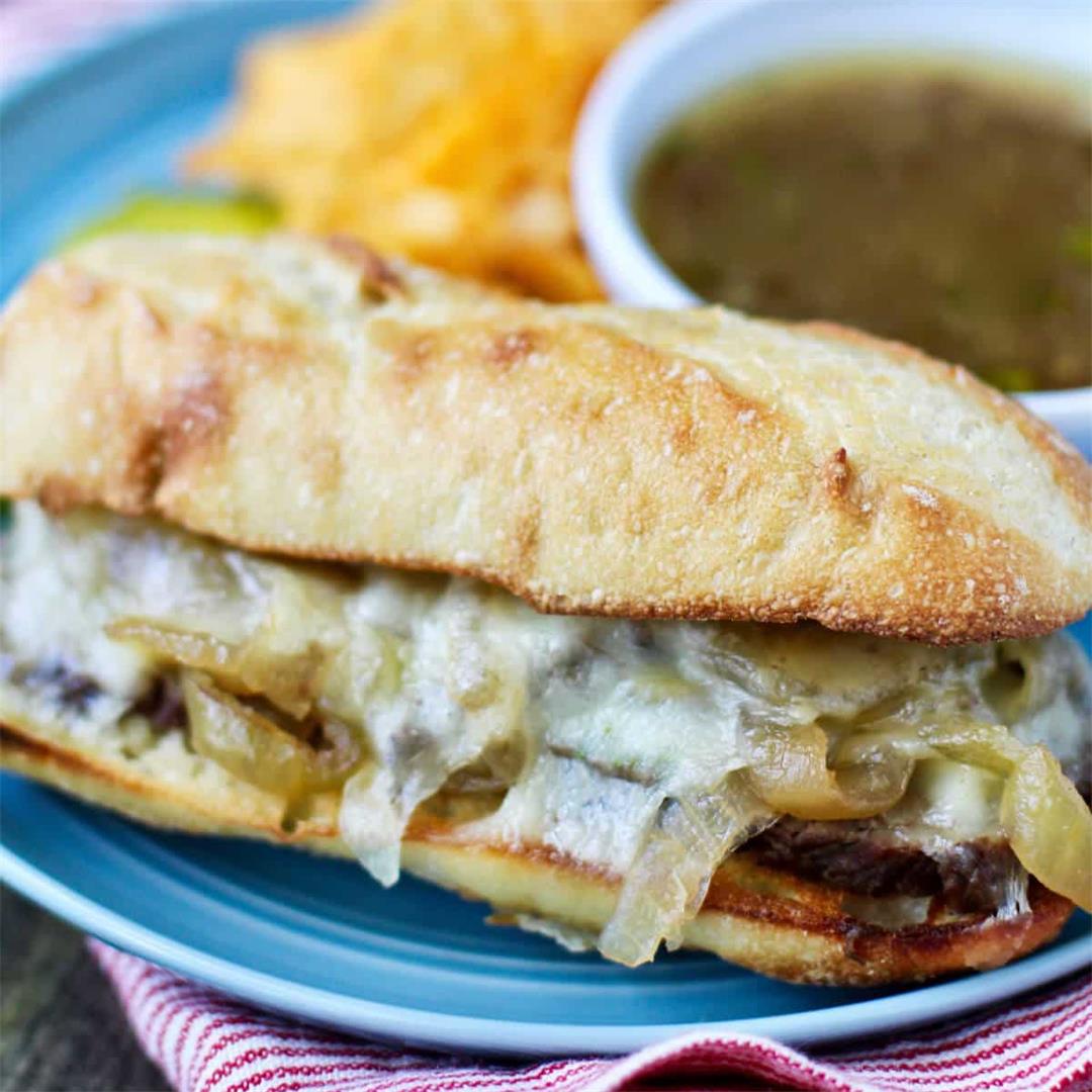 French Dip Sandwich au Jus made in the Slow Cooker