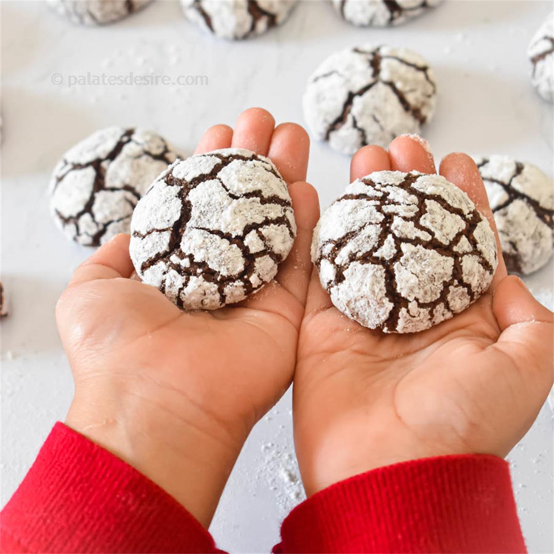 Chocolate Crinkle Cookies