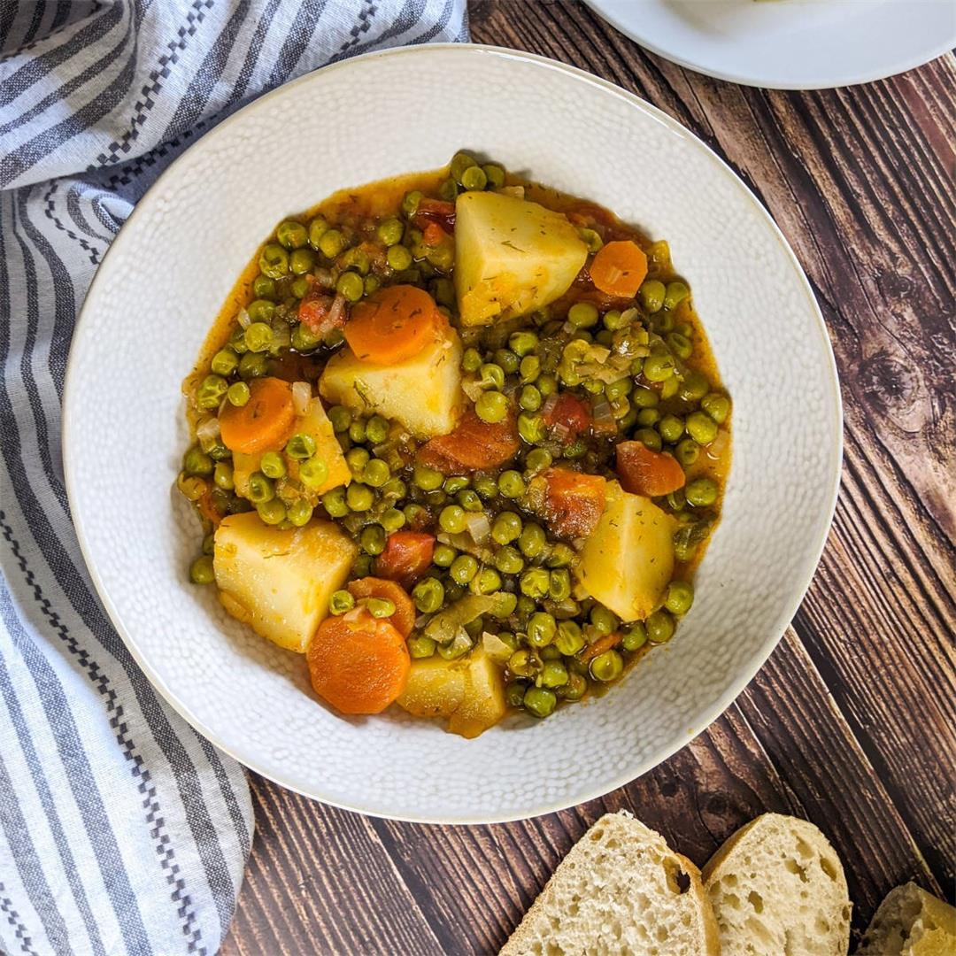 Stewed Peas With Carrots & Potatoes