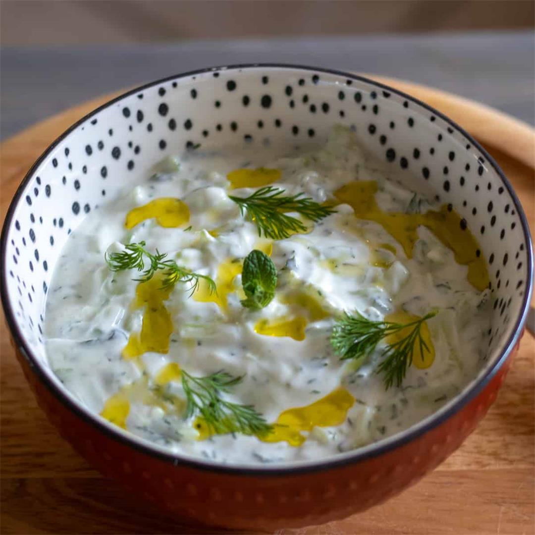 Cacik Recipe (Turkish Yoghurt With Cucumbers)