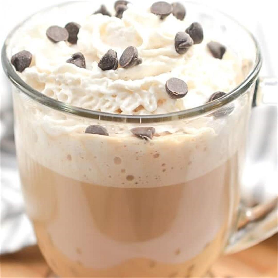 Sugar-Free Peppermint Mocha Latte (Starbucks Copycat)