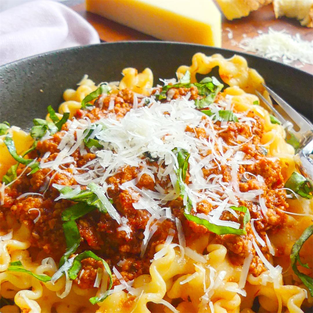 Quick and Easy Ground Turkey Meat Sauce