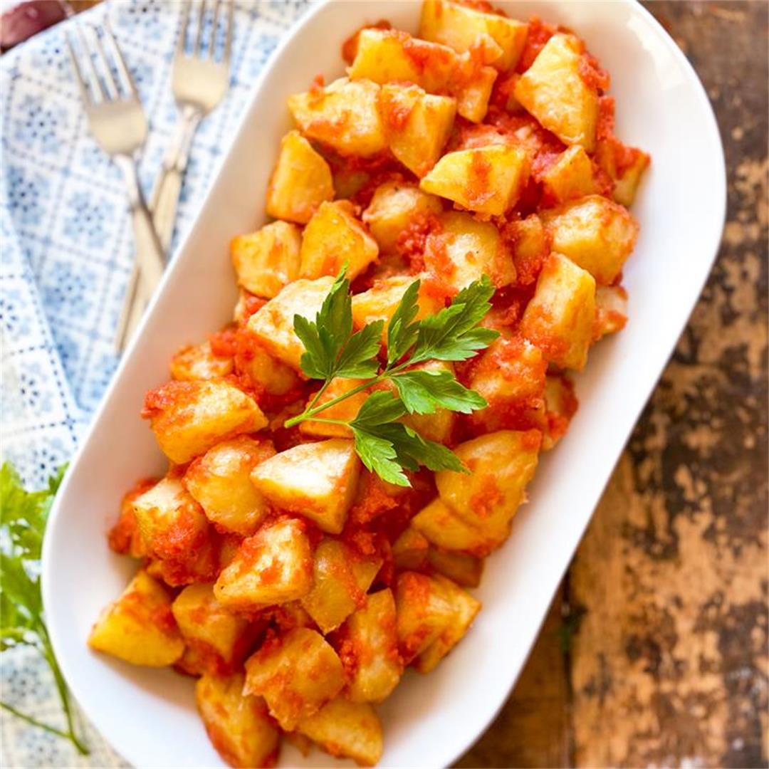 DELICIOUS Melt In Your Mouth Potatoes in a Rich Tomato Sauce