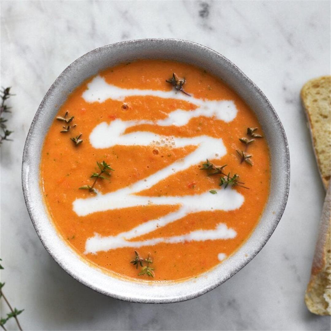 One Tray Roasted Tomato Soup