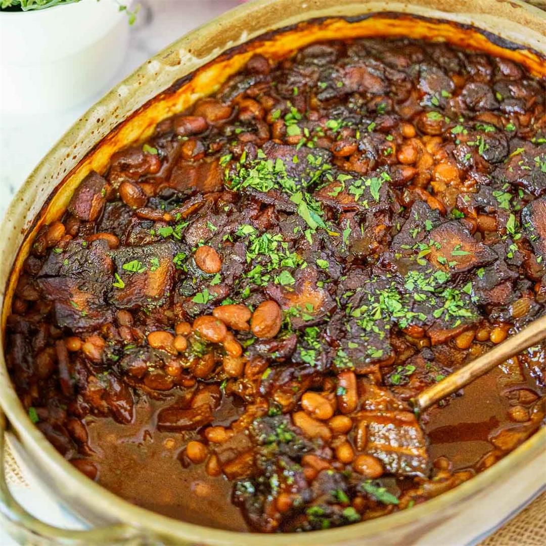 Molasses Baked Beans with Bacon