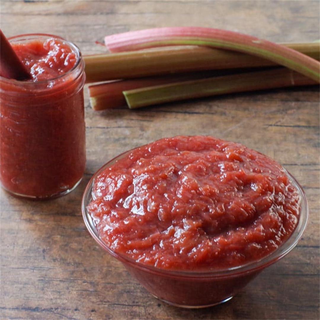 Stewed Rhubarb Recipe (with strawberry gelatin)