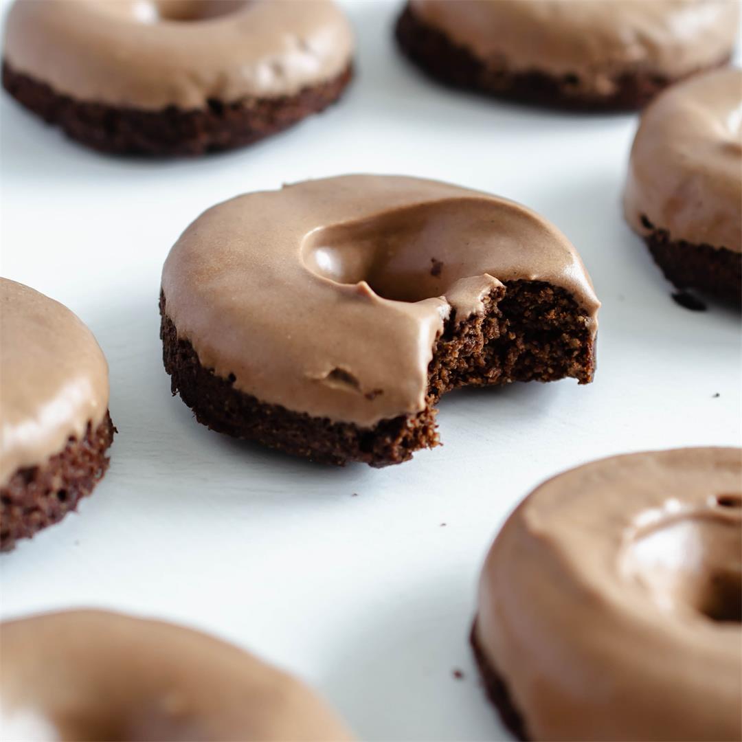 Easy Baked Sugar Free Gluten Free Chocolate Donuts