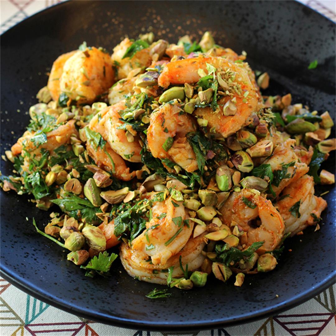 A novel way to cook shrimp with cumin, parsley and pistachios