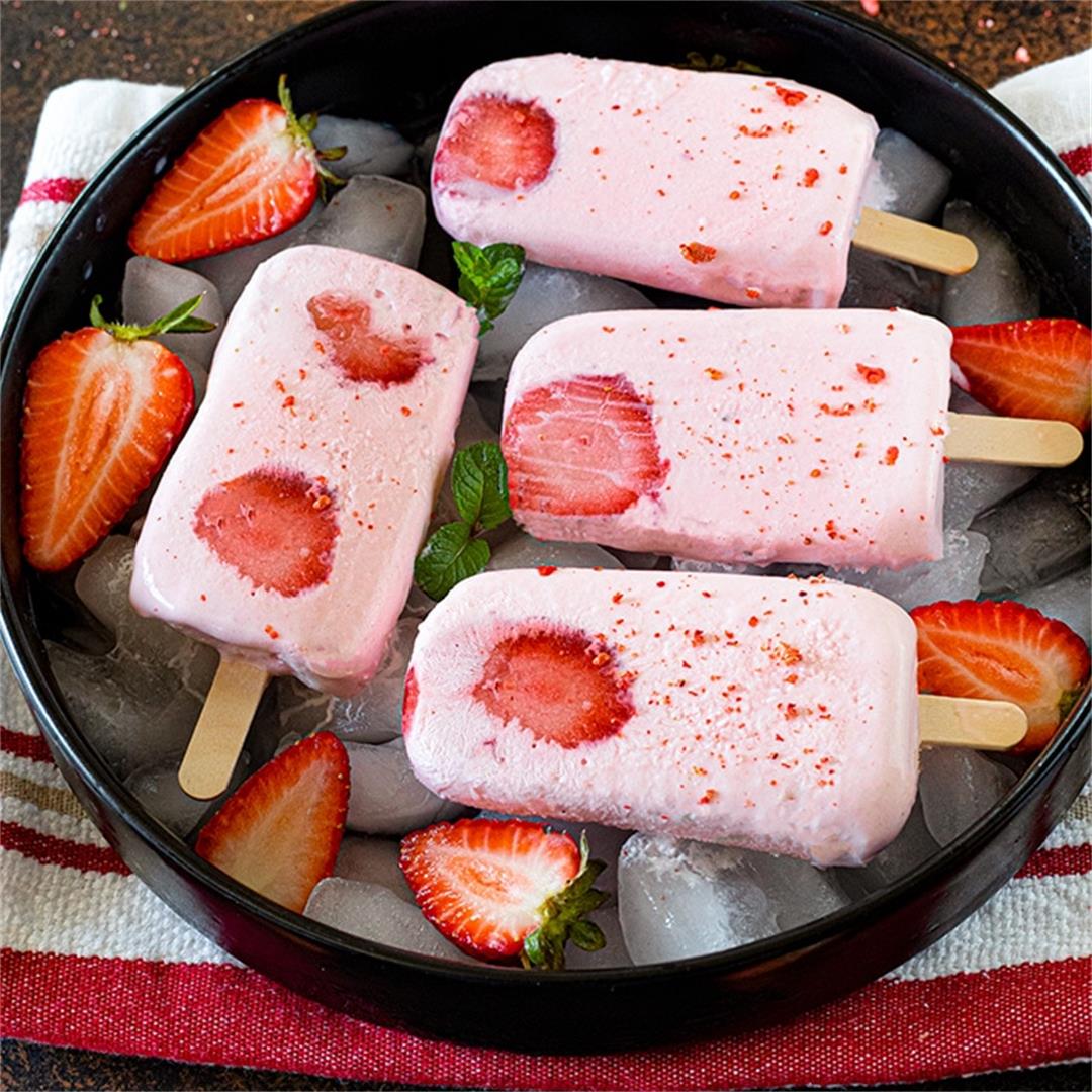 Creamy Strawberry Popsicle