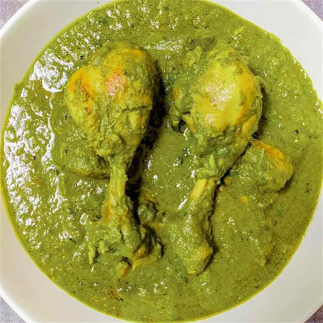 Palak Chicken Curry Recipe by homemakerjob.com