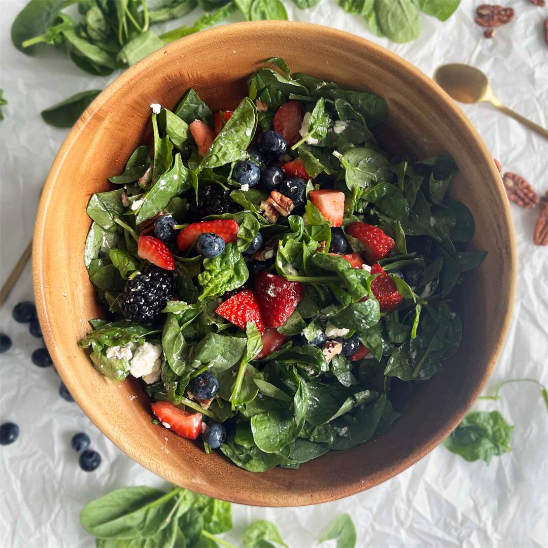 Summer Spinach and Berries Salad