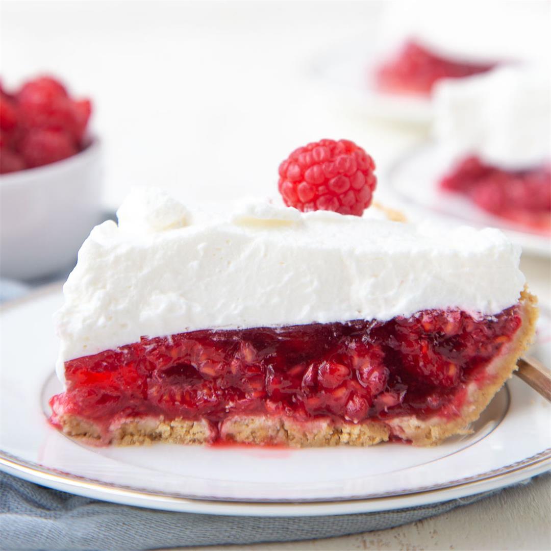 No-Bake Raspberry Pie