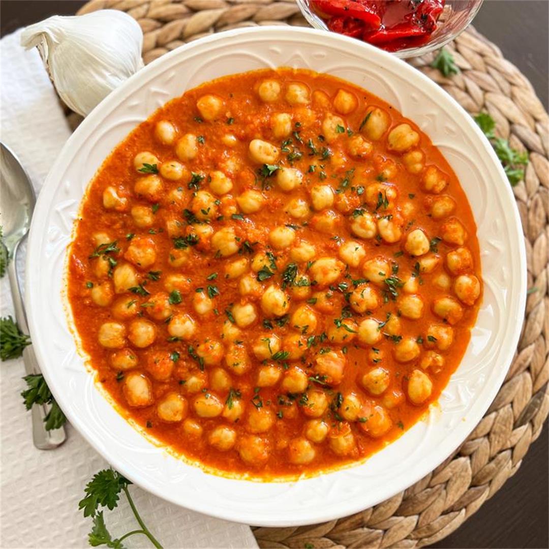 Possibly the BEST Chickpea Recipe EVER | Spanish Garbanzos