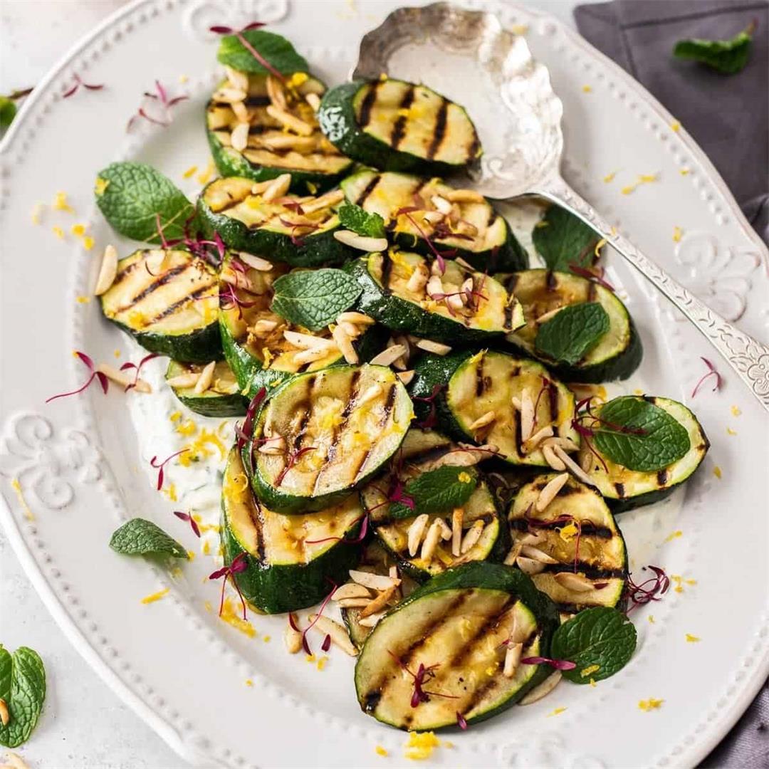 Grilled Zucchini with Yoghurt Sauce