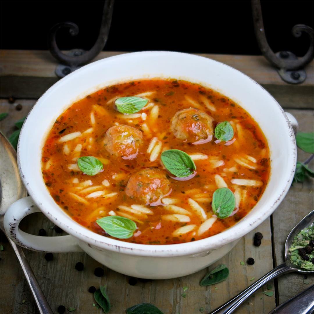 Fresh tomato soup with orzo pasta and Mediterranean dumplings!