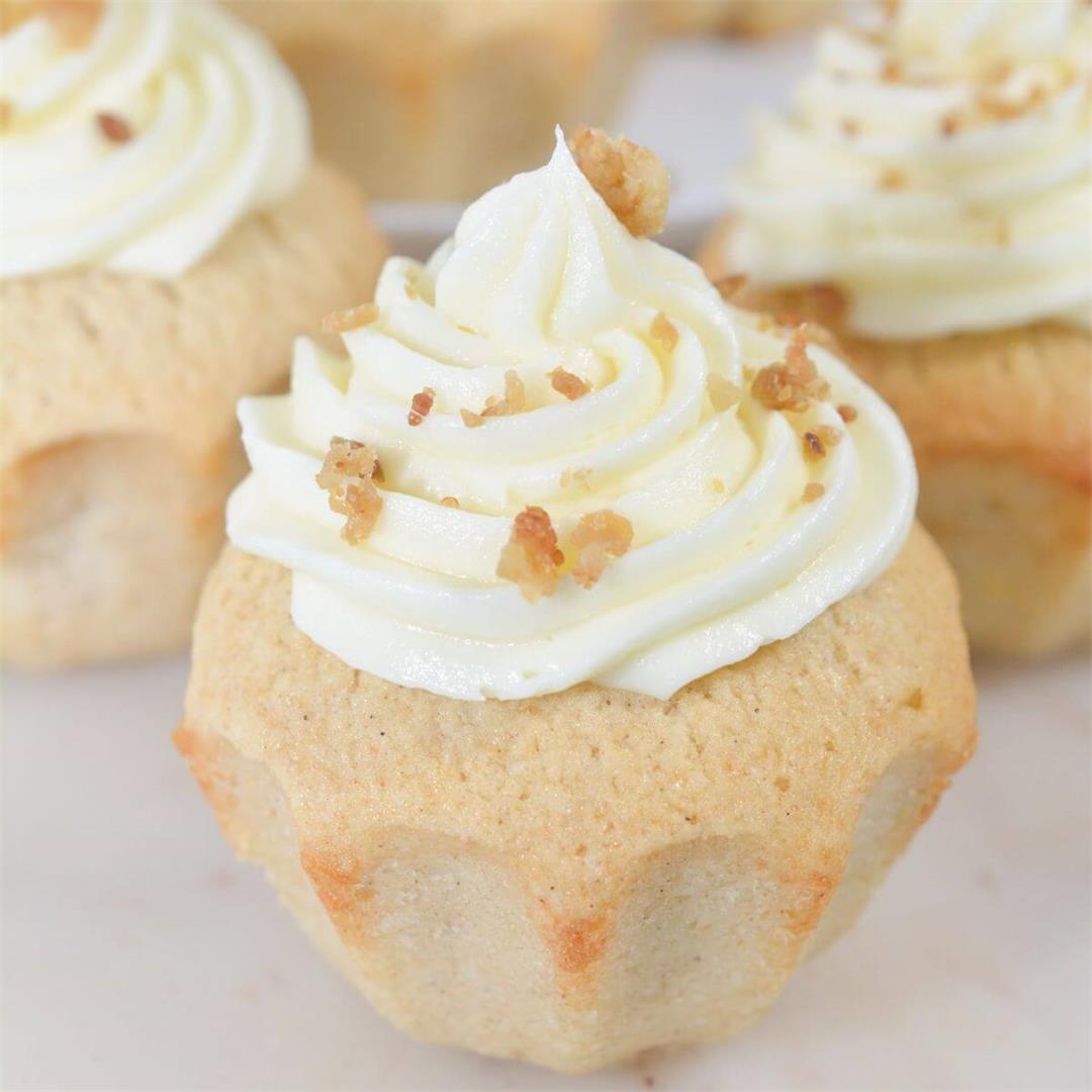 French Toast Cinnamon Cupcakes Cupcakes with Maple Frosting