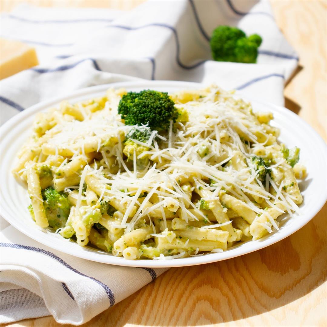 Broccoli pasta ⋆ MeCooks Blog