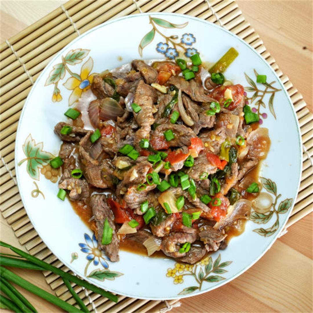 Beef and tomato stir-fry