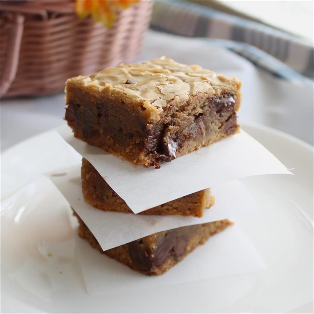Browned Butter Chocolate Chunk Blondies – My Recipe Reviews