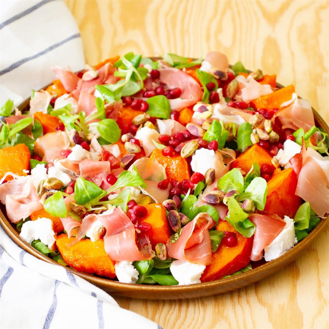 Pumpkin, cheese and ham salad ⋆ MeCooks Blog