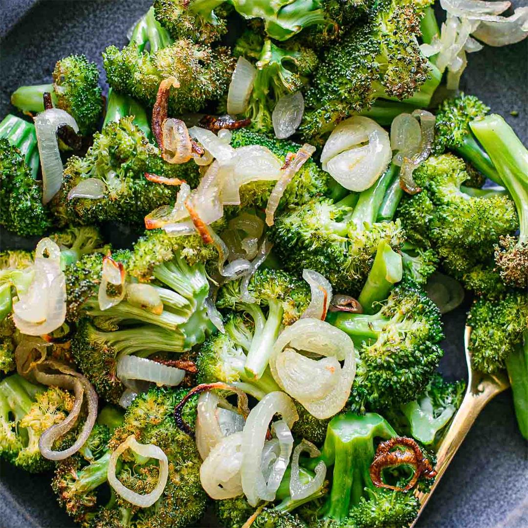 Roasted Broccoli and Shallots ⋆ 5 Ingredients + Only 25 Minutes