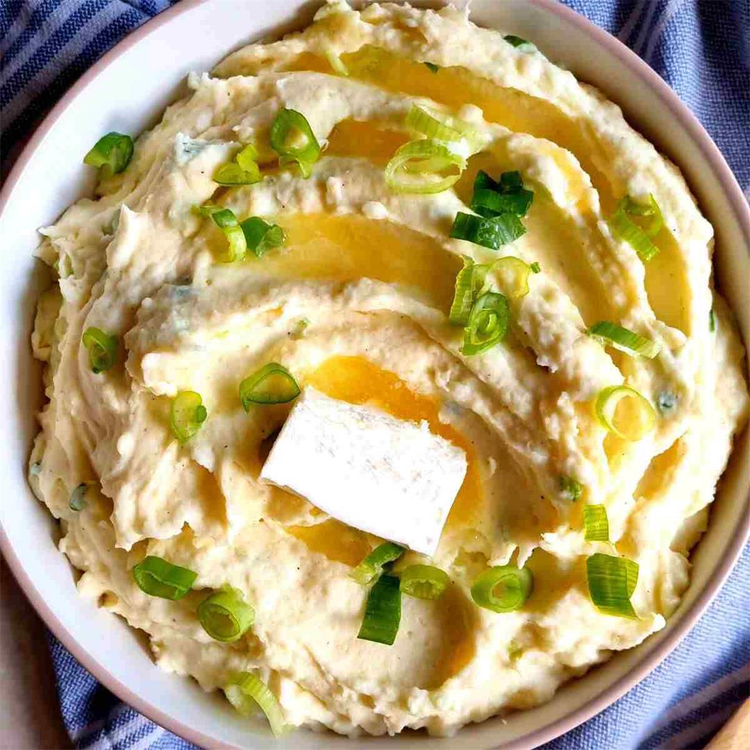 Sour Cream Mashed Potatoes (Easy!)